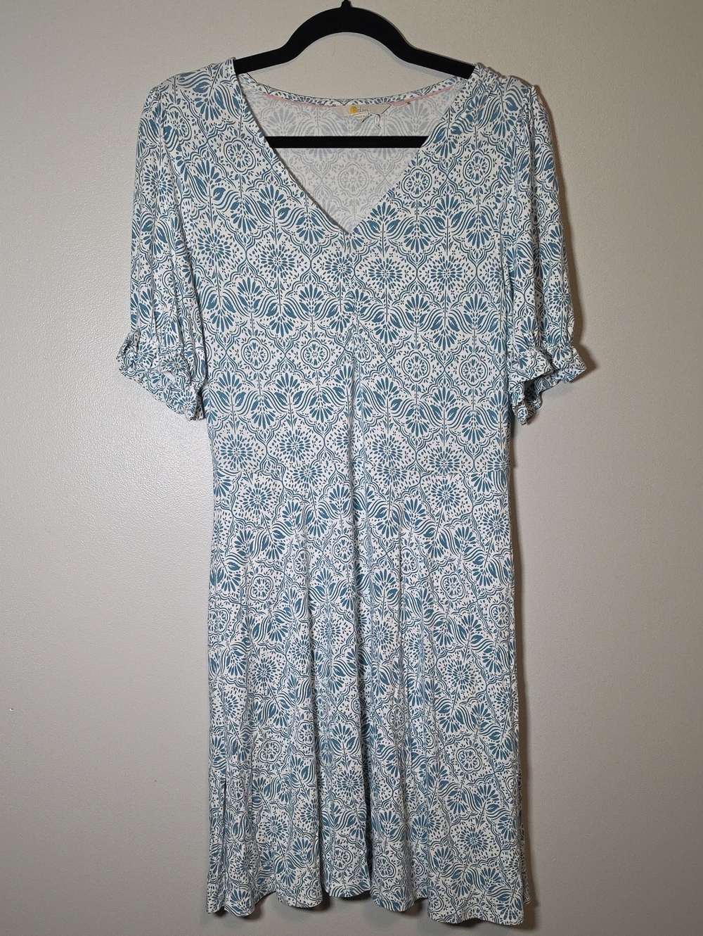 Boden Light Blue & White V-Neck Midi Dress with Puff Sleeves